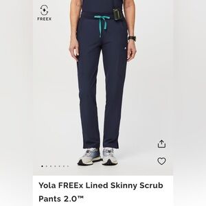 Figs Yola FREEx Lined Skinny Scrub
Pants 2.0 Size Small